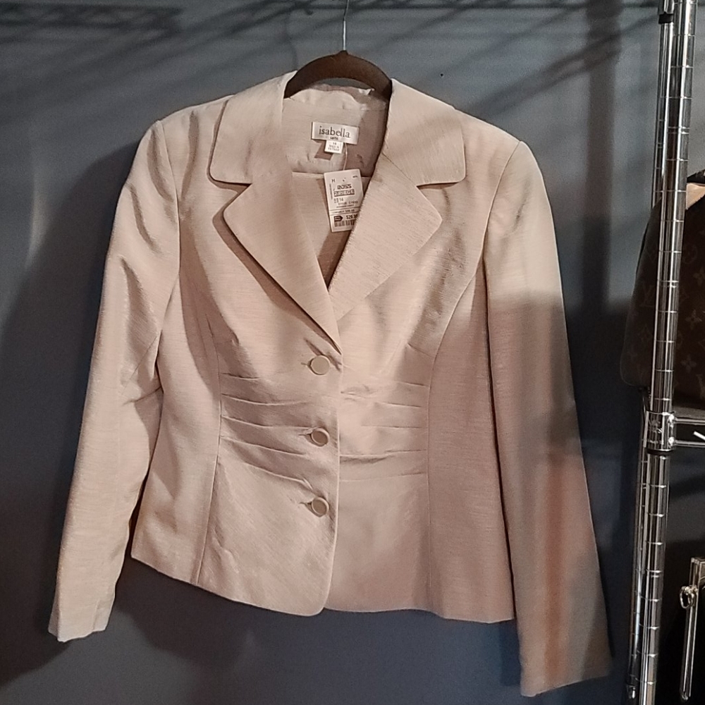 Isabella Suits